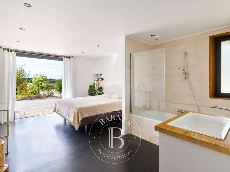 House Saint-André-de-Seignanx - 5 bedrooms - 310m²