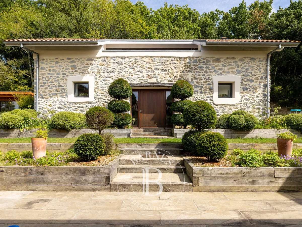 House Saint-André-de-Seignanx