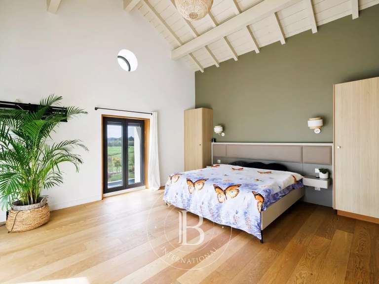 Propriété Saint-André-de-Seignanx - 5 chambres - 310m²