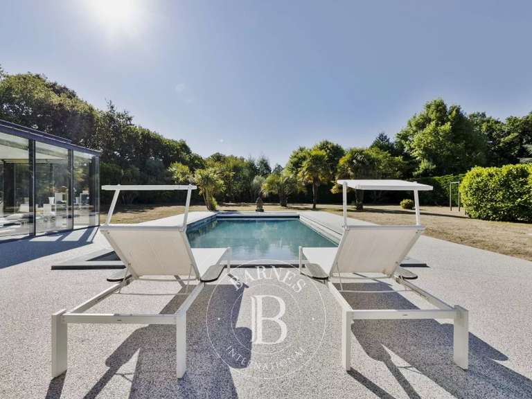 Maison Saint-André-des-Eaux - 6 chambres - 459m²