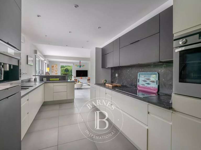 Maison Saint-André-des-Eaux - 6 chambres - 459m²
