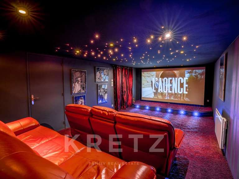 Maison Saint-André-des-Eaux - 6 chambres - 247m²