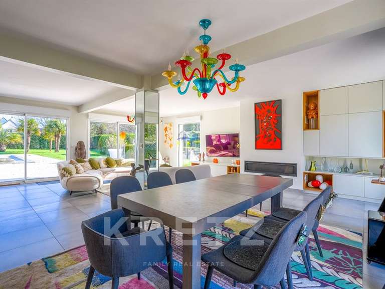 Maison Saint-André-des-Eaux - 6 chambres - 247m²