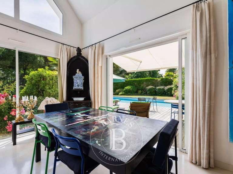 Maison Saint-André-des-Eaux - 5 chambres - 210m²