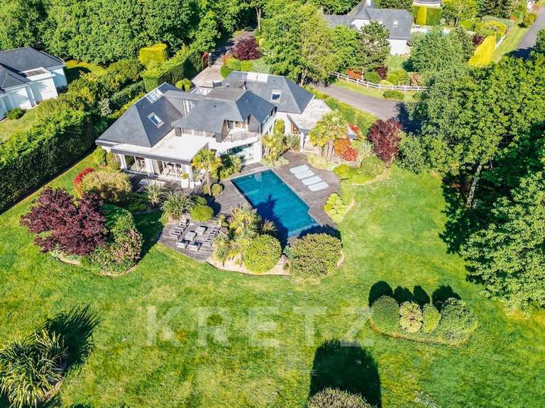Maison Saint-André-des-Eaux - 5 chambres - 265m²