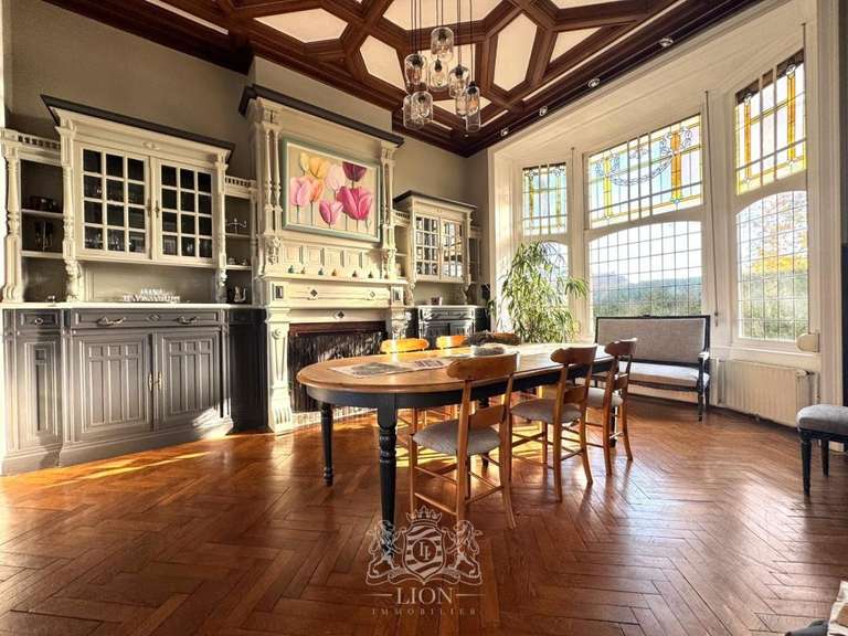 House Saint-André-lez-Lille - 5 bedrooms - 195m²