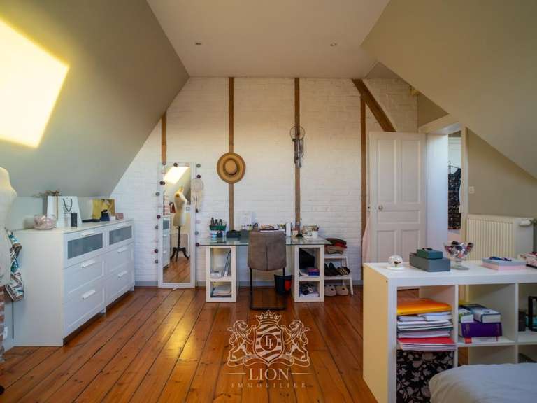 House Saint-André-lez-Lille - 5 bedrooms - 195m²