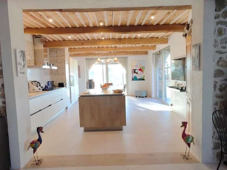 Maison Saint-Antonin-du-Var - 4 chambres - 400m²