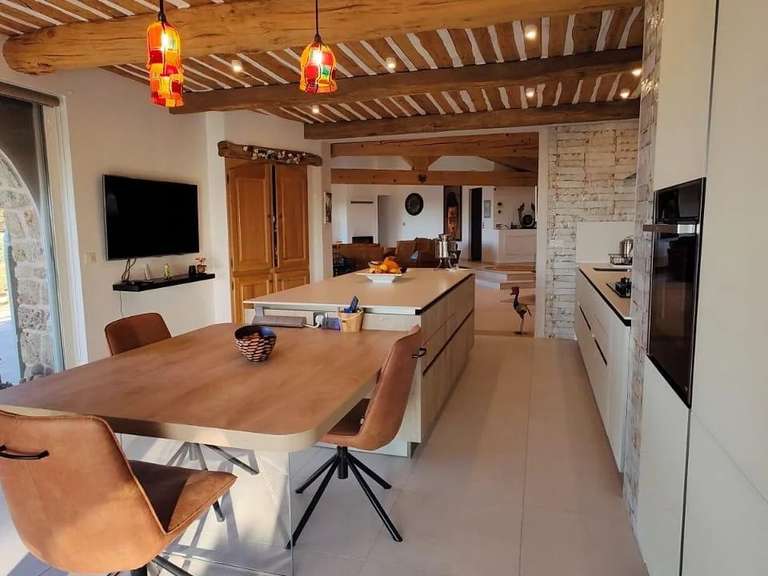 Maison Saint-Antonin-du-Var - 4 chambres - 400m²