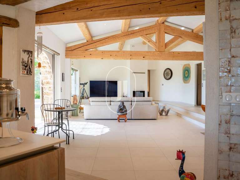 Villa Saint-Antonin-du-Var - 4 chambres - 200m²