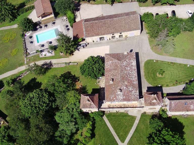 Château Saint-Antonin-Noble-Val - 20 chambres - 1030m²