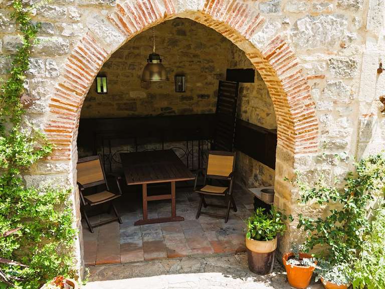 Maison Saint-Antonin-Noble-Val - 8 chambres - 450m²