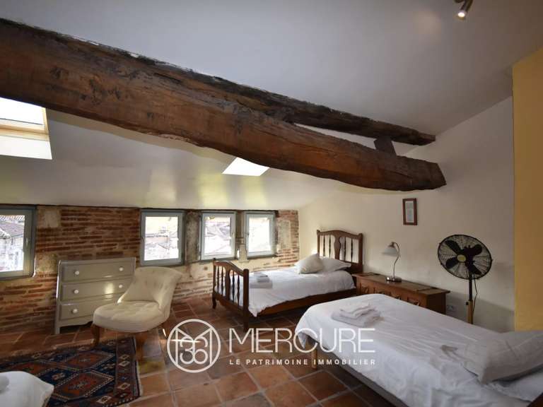 Maison Saint-Antonin-Noble-Val - 7 chambres - 900m²