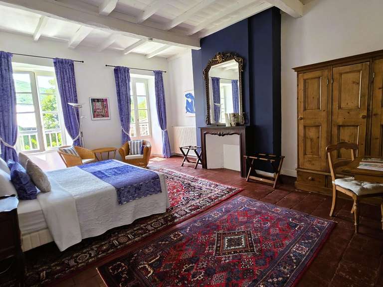 Maison Saint-Antonin-Noble-Val - 8 chambres - 470m²