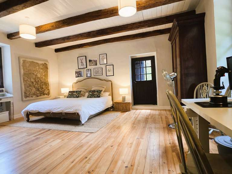 Maison Saint-Antonin-Noble-Val - 9 chambres - 426m²