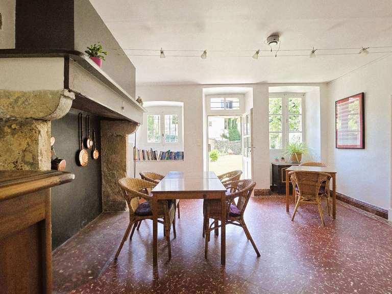 Maison Saint-Antonin-Noble-Val - 8 chambres - 470m²