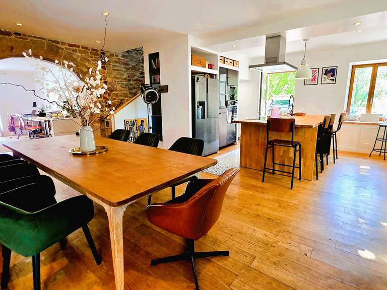 Maison Saint-Antonin-Noble-Val - 6 chambres - 390m²