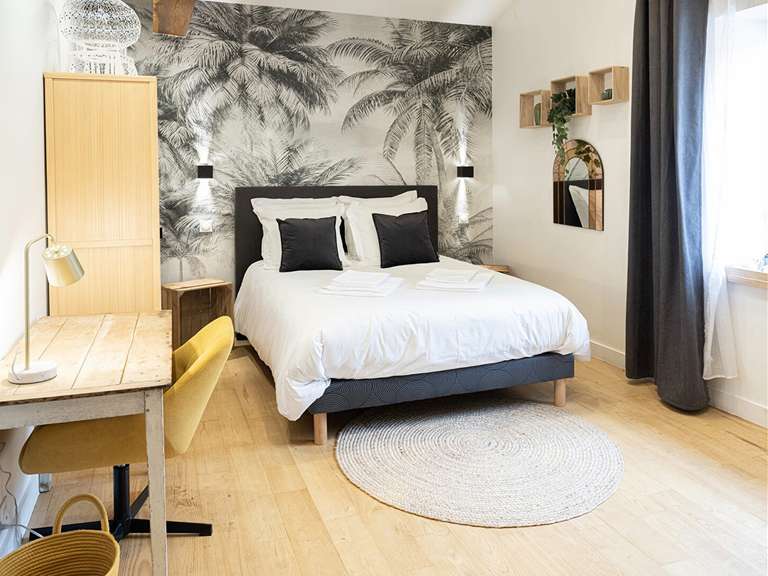 Maison Saint-Antonin-Noble-Val - 6 chambres - 390m²