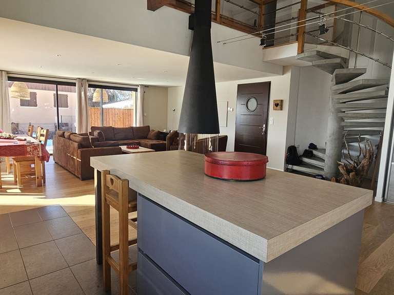 Maison Saint-Apollinaire - 8 chambres - 287m²