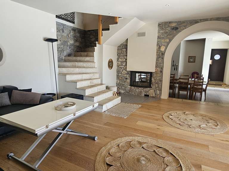 Maison Saint-Apollinaire - 8 chambres - 287m²