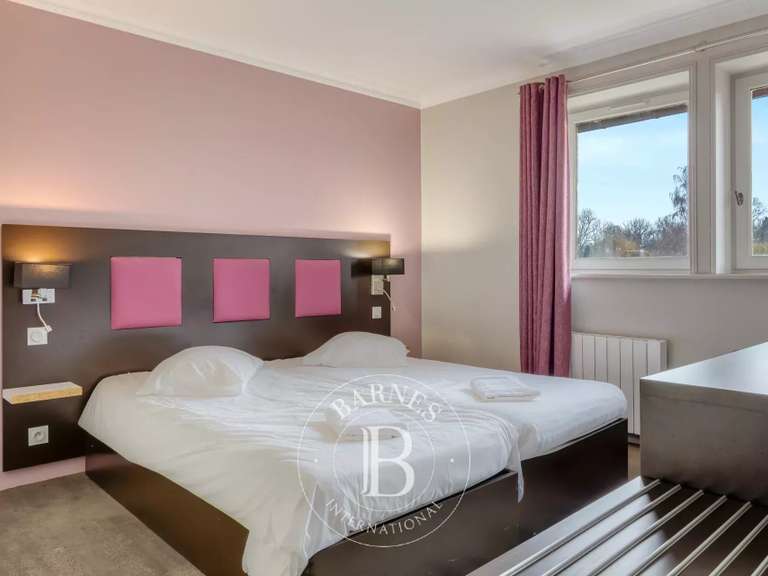 Maison Saint-Arnoult - 9 chambres - 500m²