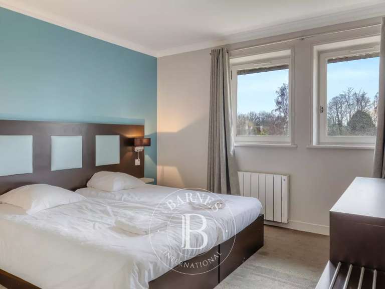 Maison Saint-Arnoult - 9 chambres - 500m²