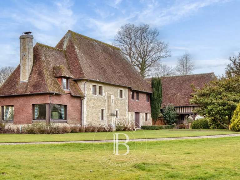 Maison Saint-Arnoult - 9 chambres - 500m²