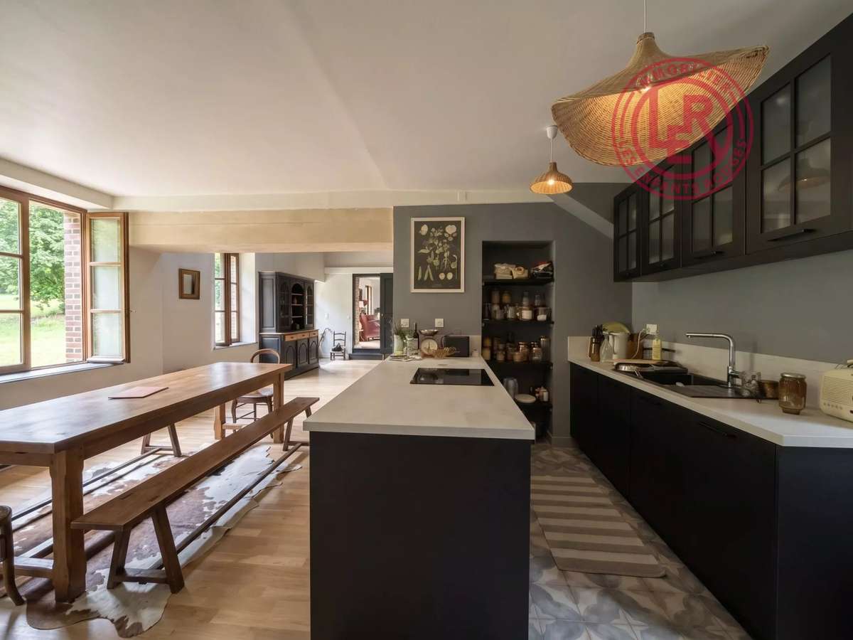 Maison Saint-Aubin-de-Courteraie