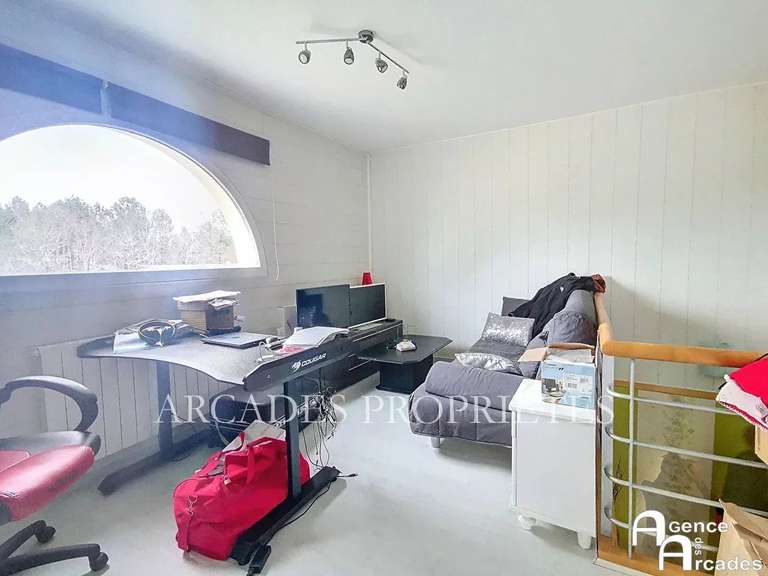 Maison Saint-Aubin-de-Médoc - 4 chambres - 1063m²