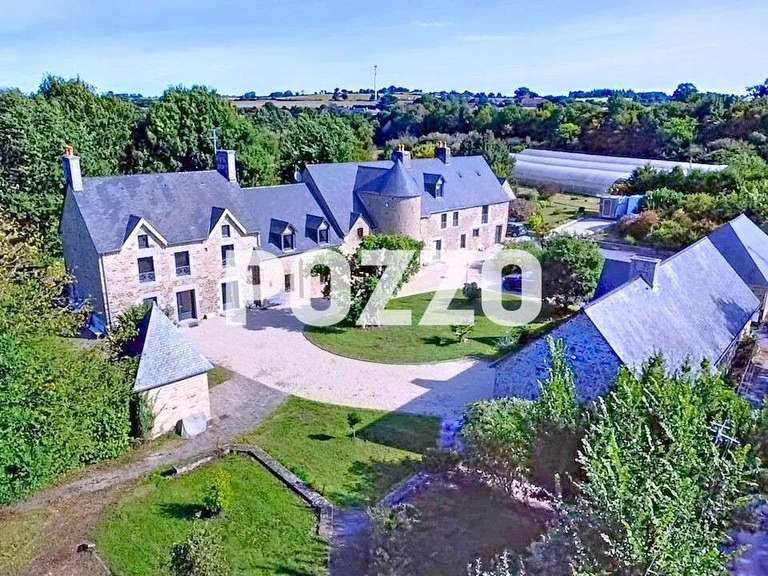 Propriété Saint-Aubin-des-Préaux - 8 chambres