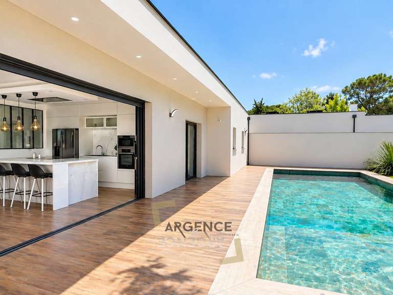 Maison Saint-Aunès - 3 chambres - 155m²