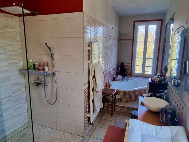 Maison Saint-Avertin - 5 chambres - 260m²