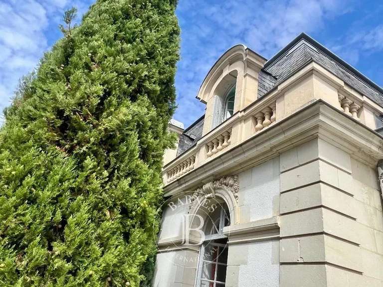 Propriété Saint-Avertin - 6 chambres - 391m²