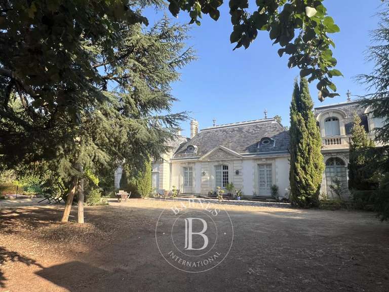 Propriété Saint-Avertin - 6 chambres - 391m²