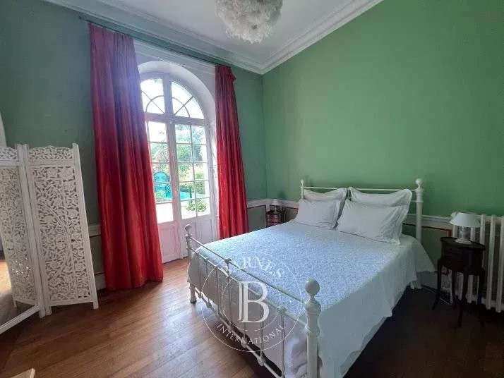 Propriété Saint-Avertin - 6 chambres - 391m²
