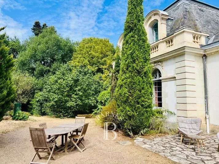 Propriété Saint-Avertin - 6 chambres - 391m²
