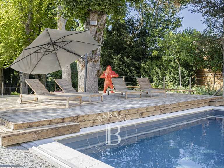 Maison Saint-Ay - 11 chambres - 605m²