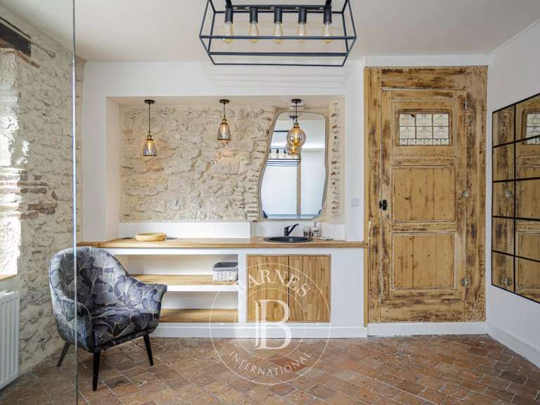 Maison Saint-Ay - 11 chambres - 605m²