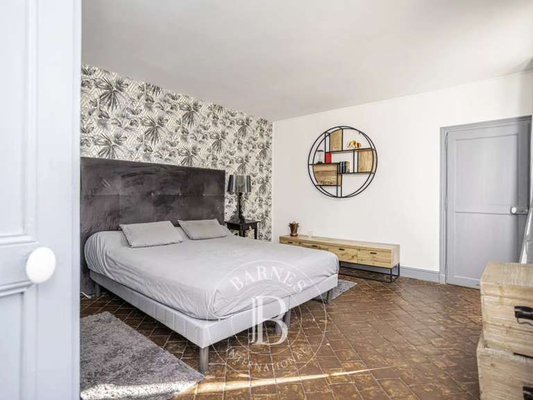 Maison Saint-Ay - 11 chambres - 605m²