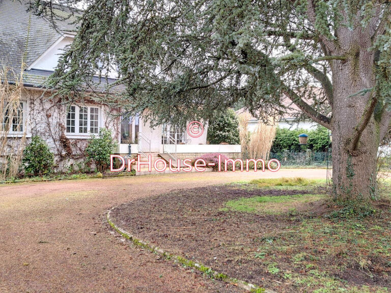 Villa Saint-Ay - 5 chambres - 239m²