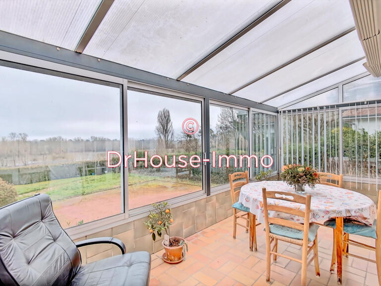 Villa Saint-Ay - 5 chambres - 239m²