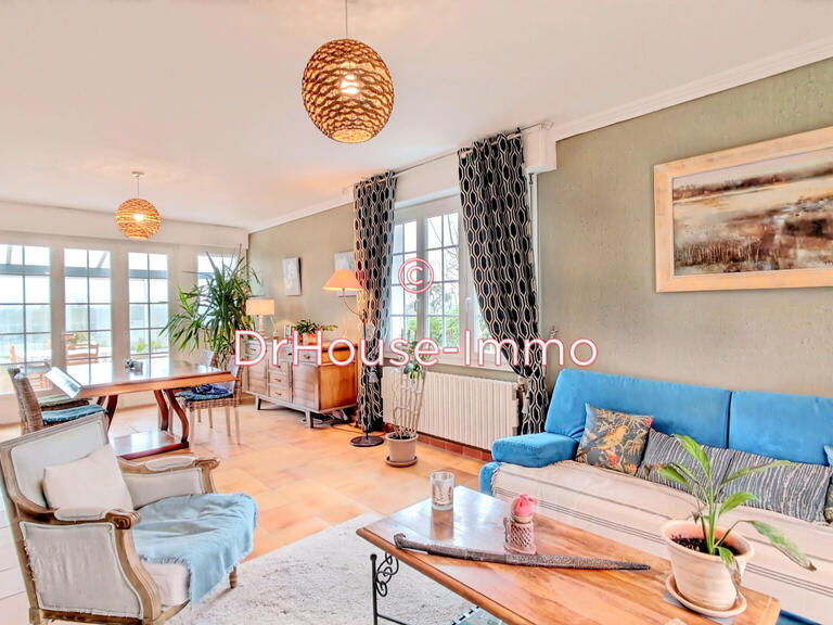 Villa Saint-Ay - 5 chambres - 239m²