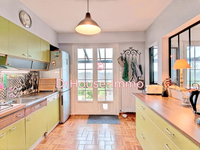 Villa Saint-Ay - 5 bedrooms - 239m²