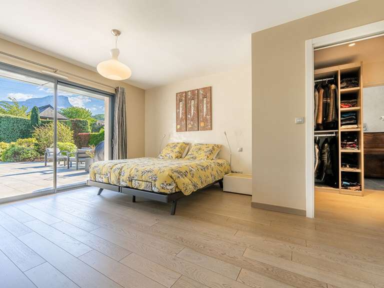 House Saint-Baldoph - 4 bedrooms - 245m²