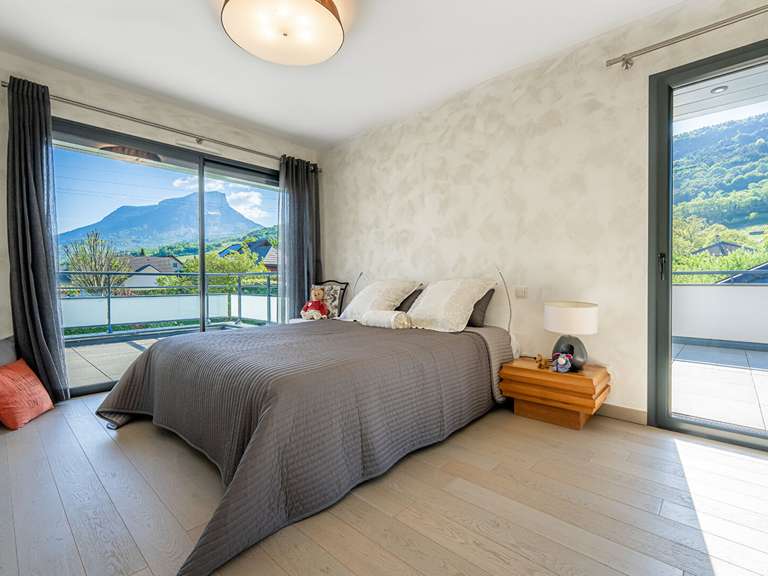 House Saint-Baldoph - 4 bedrooms - 245m²