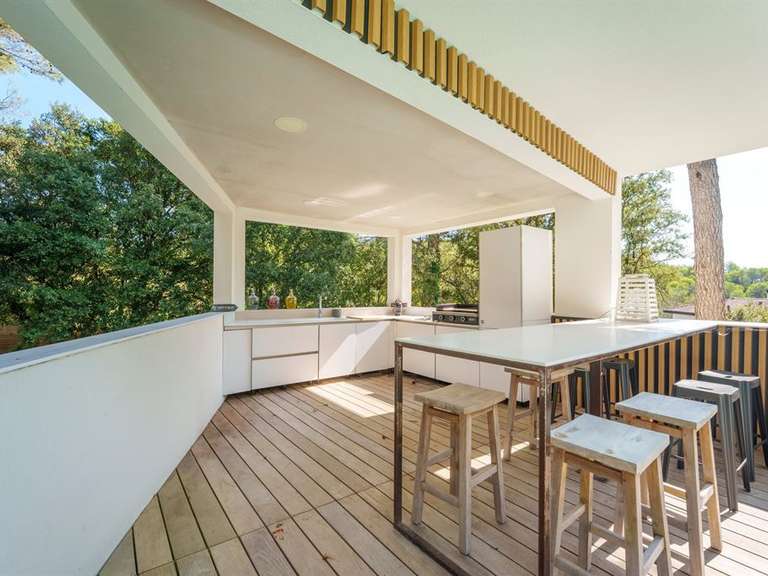 Maison Saint-Bauzille-de-Montmel - 4 chambres - 260m²