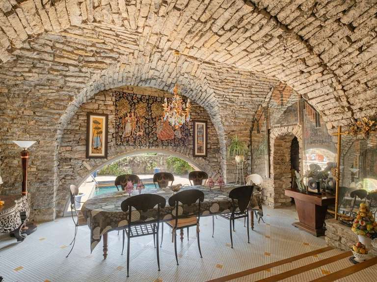 House Saint-Bauzille-de-Montmel - 8 bedrooms - 639m²