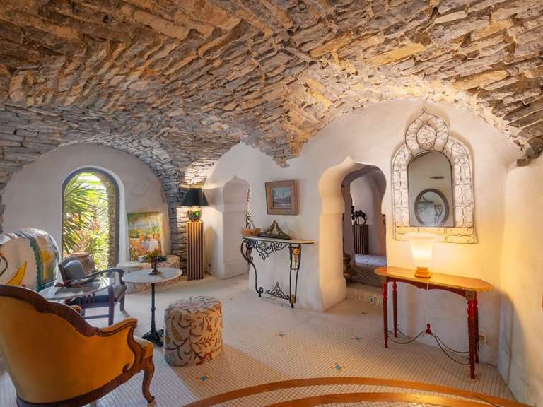 Maison Saint-Bauzille-de-Montmel - 8 chambres - 639m²