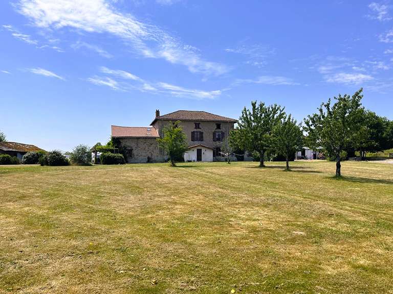 Propriété Saint-Bazile - 5 chambres - 280m²