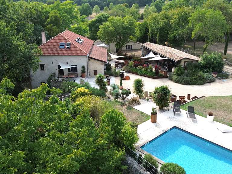 Maison Saint-Beauzeil - 5 chambres - 223m²